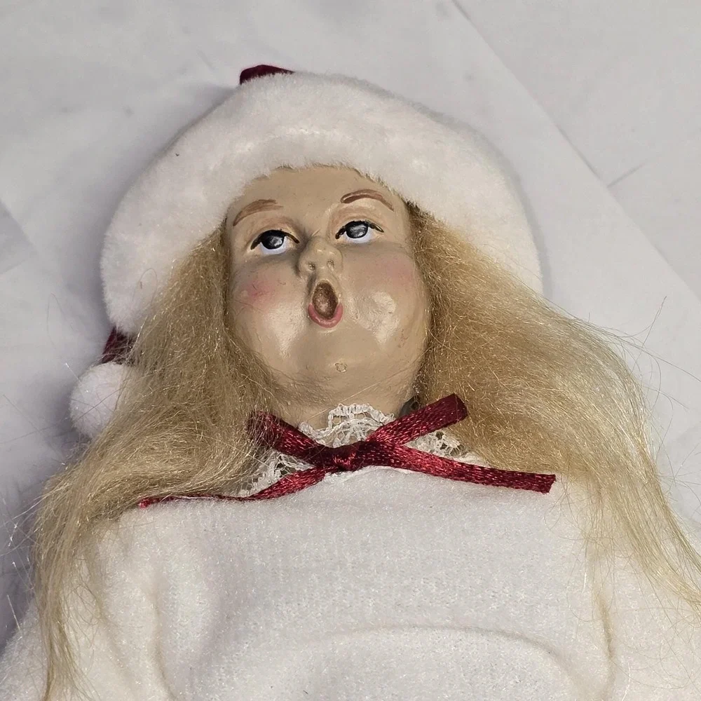 Vtg Old World Style Christmas Caroler Girl Figurine‎ Fabric and Wood Base